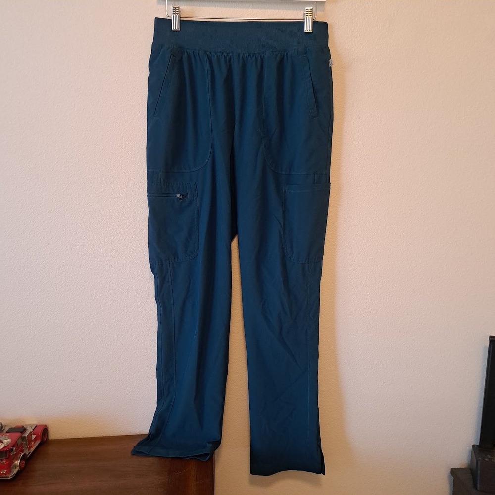 Cherokee Infinity Women Teal Cargo Scrub Pants Antimicrobial Medical Workwear
